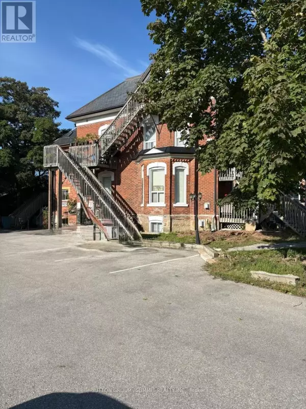 Halton Hills (georgetown), ON L7G1N5,75 Mcintyre CRES #9