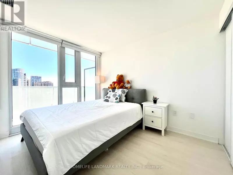 3900 Confederation Pkwy #2312, Mississauga (city Centre), ON L5B0M3