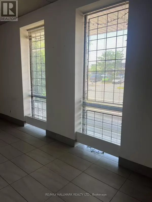 Toronto (york University Heights), ON M3J2B7,25 VANLEY CRESCENT