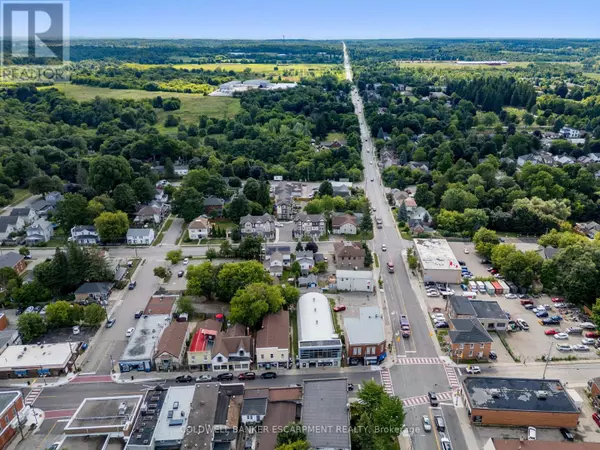 Halton Hills (ac Acton), ON L7J1G9,20 MILL STREET E