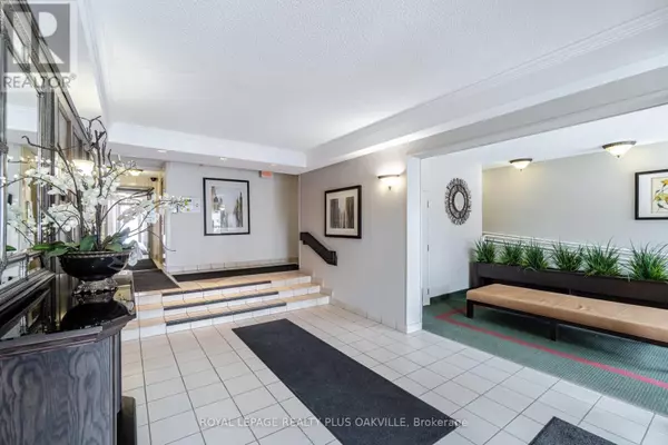 Burlington (brant), ON L7S1Z6,1225 North Shore BLVD East #104