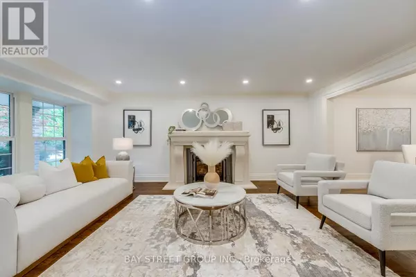 Oakville (fd Ford), ON L6J5H7,246 BEECHFIELD ROAD