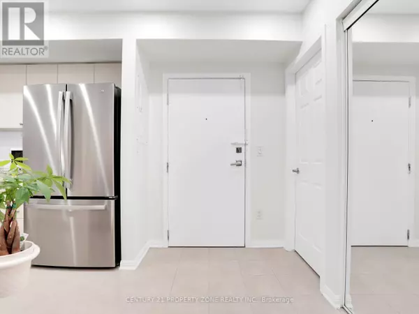 Brampton (northwest Brampton), ON L7A0Z5,70 Baycliffe CRES #205