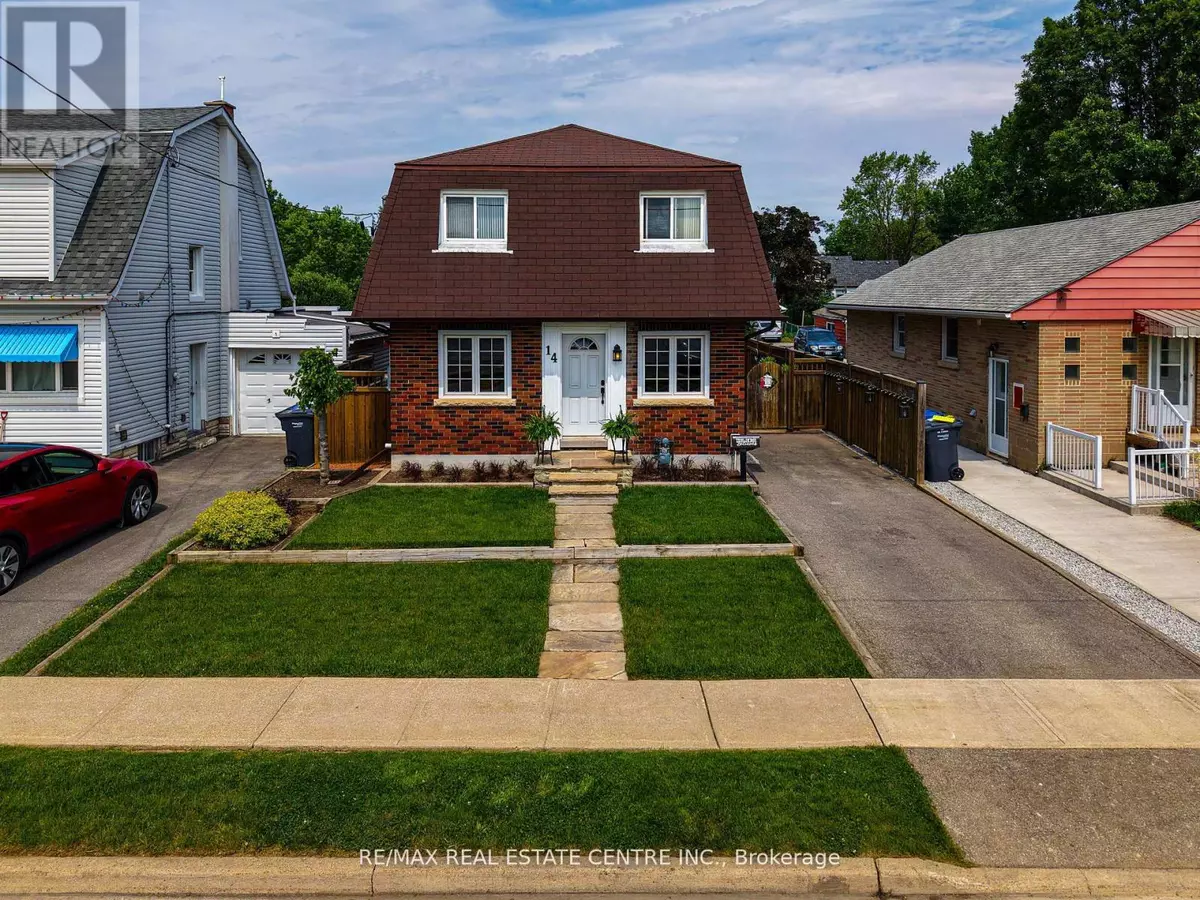 Brampton (downtown Brampton), ON L6Y1J5,14 ROYCE AVENUE