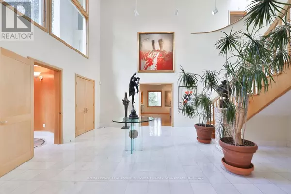 Mississauga (lorne Park), ON L5H2X4,937 WHITTIER CRESCENT