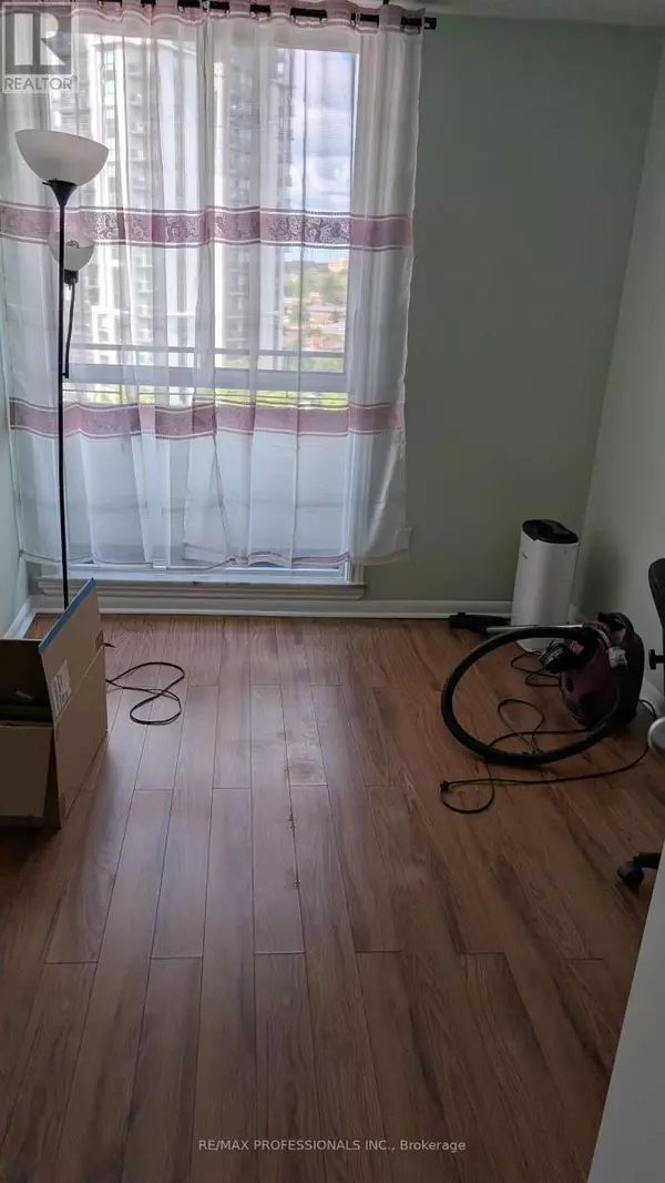 Mississauga (mississauga Valleys), ON L5A3S9,1320 Mississauga Valley BLVD #1003