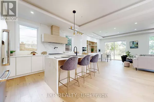 Mississauga (lakeview), ON L5G1P3,768 MONTBECK CRESCENT