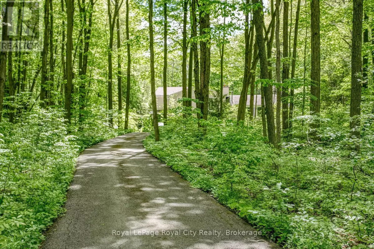 Milton, ON L0P1B0,1158 CONSERVATION ROAD E