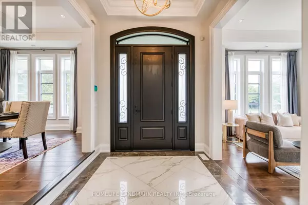 Oakville (sw Southwest), ON L6L0G5,1199 LAKESHORE ROAD W