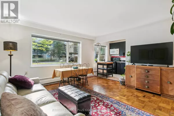 Toronto (stonegate-queensway), ON M8Y3N5,185 Stephen DR #101