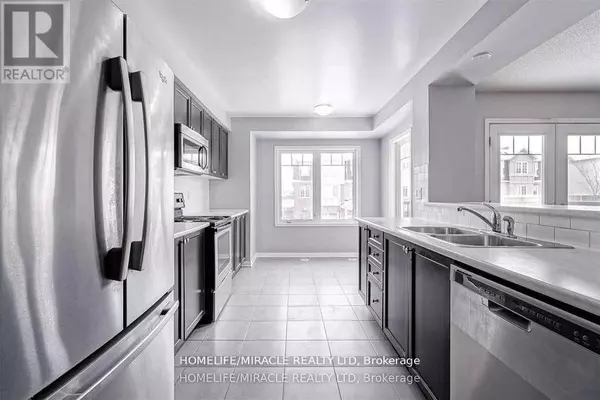 43 COLONEL FRANK CHING CRESCENT, Brampton (fletcher's West), ON L6Y5W4