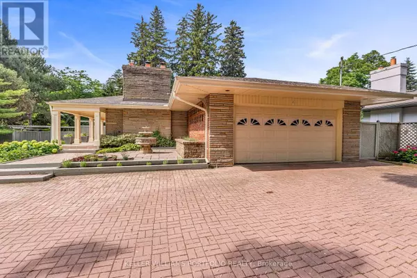 Oakville (oo Old Oakville), ON L6J1K9,1123 LAKESHORE ROAD E