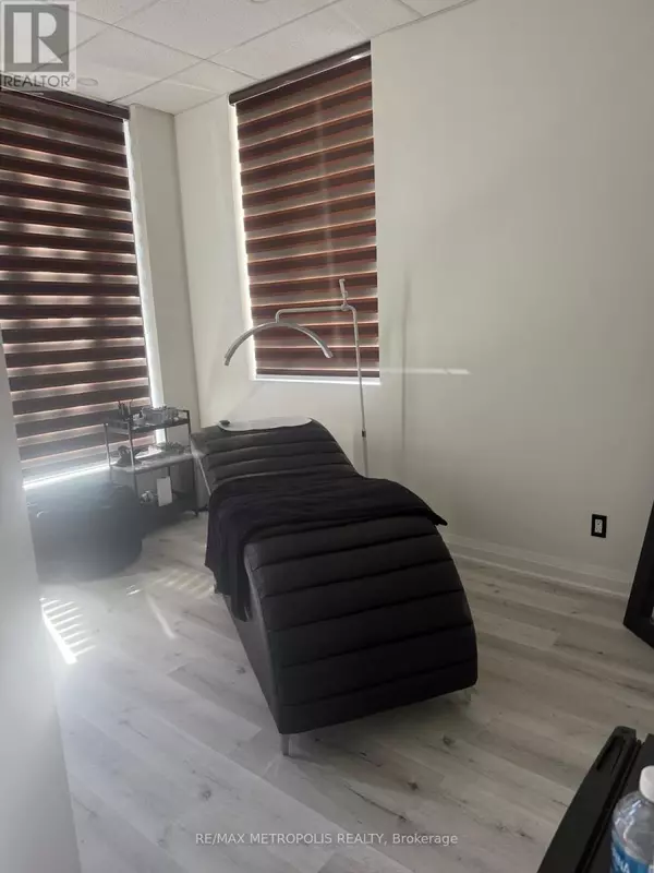 Mississauga (northeast), ON L4W4N5,5359 Timberlea BLVD #3