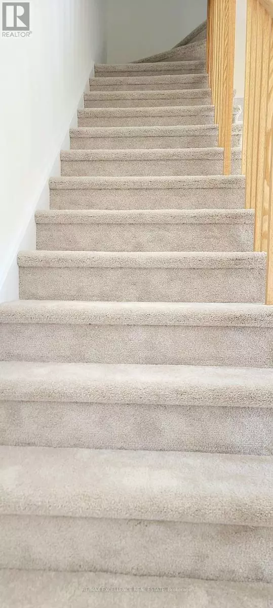 Brampton (bram West), ON L6Y0C3,45 Knotsberry CIR #41