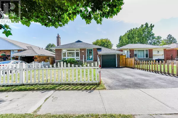 Toronto (islington-city Centre West), ON M9B1M2,3987 BLOOR STREET W