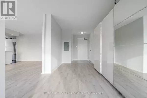 Brampton (fletcher's Creek South), ON L6Y4W6,30 Malta AVE #307