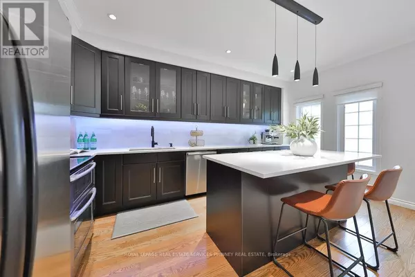 Mississauga (mineola), ON L5G4V7,1130 Cawthra RD #48