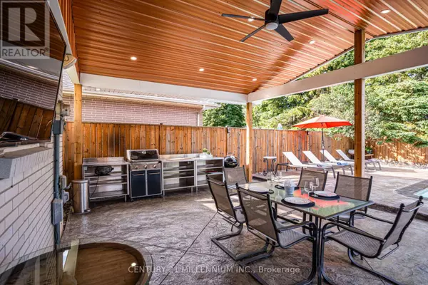 Brampton (brampton South), ON L6Y2B3,14 GREYSTONE CRESCENT