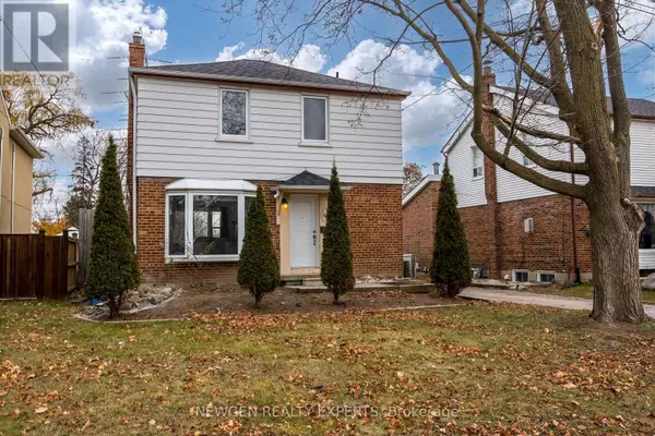 Toronto (islington-city Centre West), ON M9B4H6,93 ASHBOURNE DRIVE