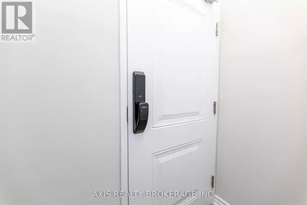 Oakville (jm Joshua Meadows), ON L6H7X5,349 Wheat Boom DR #324