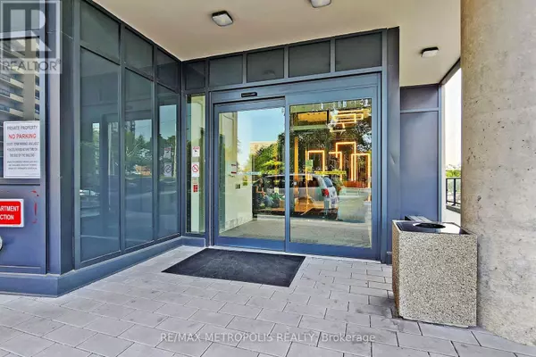 Toronto (brookhaven-amesbury), ON M6L0A6,1461 Lawrence AVE West #2103