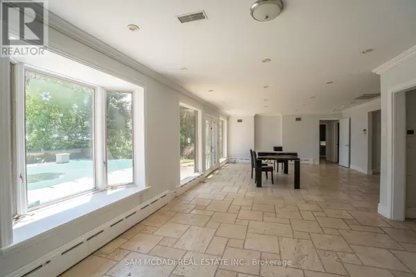 Mississauga (clarkson), ON L5J1A4,1588 WATERSEDGE ROAD