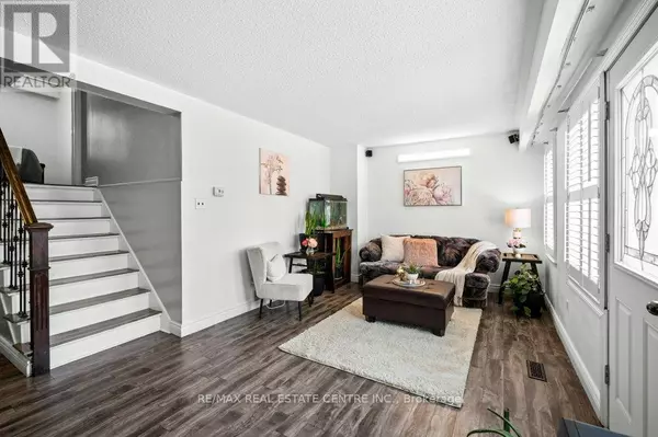 Mississauga (malton), ON L4T2S7,7255 Dooley DR #47