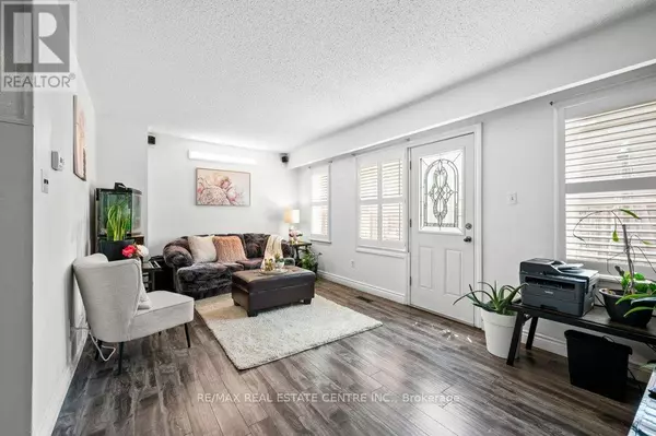 7255 Dooley DR #47, Mississauga (malton), ON L4T2S7