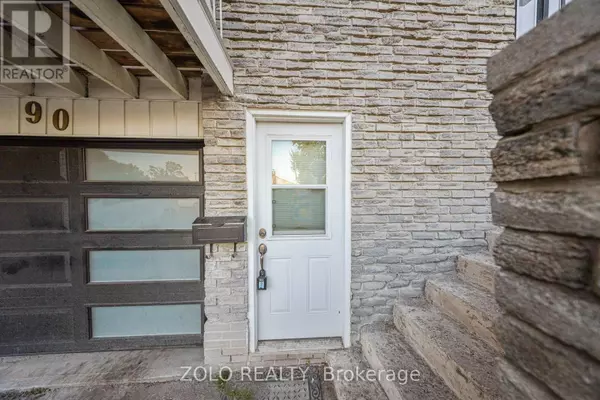 Brampton (madoc), ON L6V2X3,90 IVYBRIDGE DRIVE