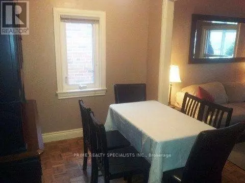 Toronto (humber Heights), ON M9P2Y9,58 ROXALINE STREET