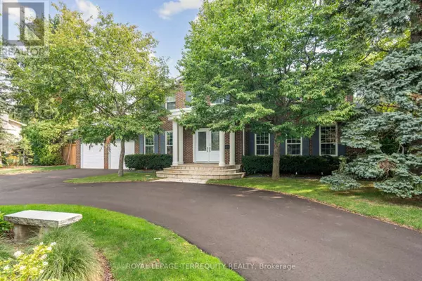 Oakville (sw Southwest), ON L6L5H9,219 VALLEYVIEW COURT