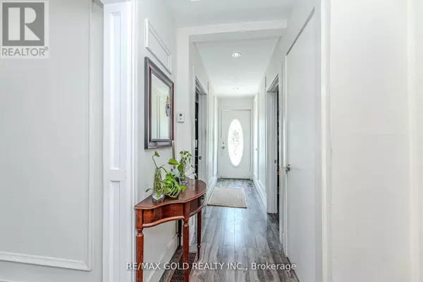 Mississauga (malton), ON L4T1J6,39 HARROW STREET