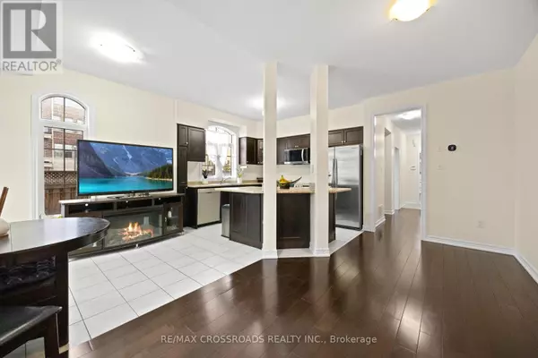 Toronto (humberlea-pelmo Park), ON M9M0B3,118 MARY CHAPMAN BOULEVARD