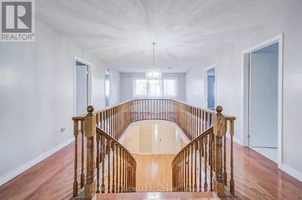 Oakville (ga Glen Abbey), ON L6M2M7,1194 FAIRMEADOW TRAIL