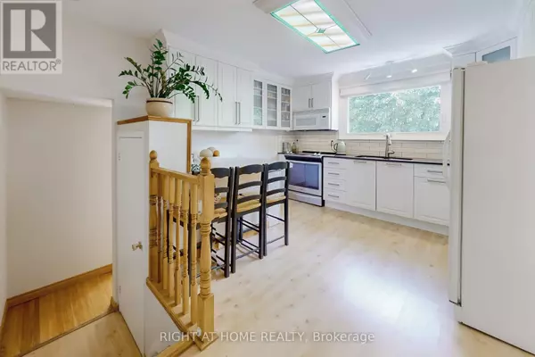 Mississauga (applewood), ON L4X1W7,1592 OTTERBY ROAD