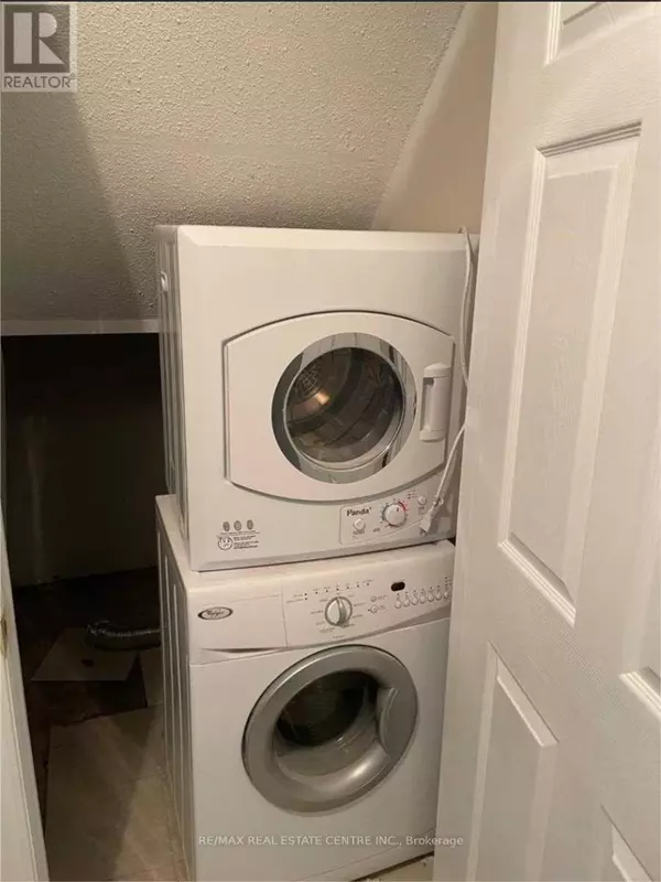 Mississauga (hurontario), ON L5R3Y6,5352 Faith CT #Basement