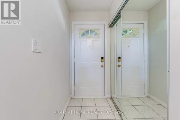 Mississauga (east Credit), ON L5V2G9,4991 Rathkeale RD #14