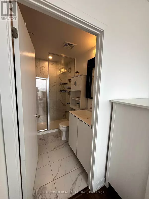 Mississauga (city Centre), ON L5B0L4,4065 Confederation Pkwy #3704