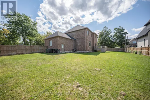 Mississauga (sheridan), ON L5K1C1,2095 SPRINGFIELD ROAD