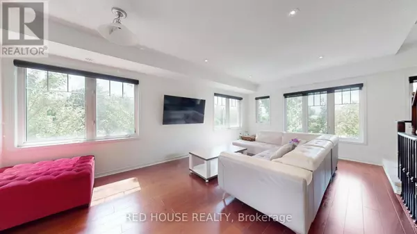 Mississauga (churchill Meadows), ON L5M0T2,5585 Oscar Peterson BLVD #2