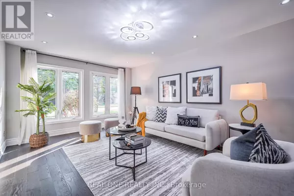 Oakville (ga Glen Abbey), ON L6M1K6,1321 MONKS PASSAGE