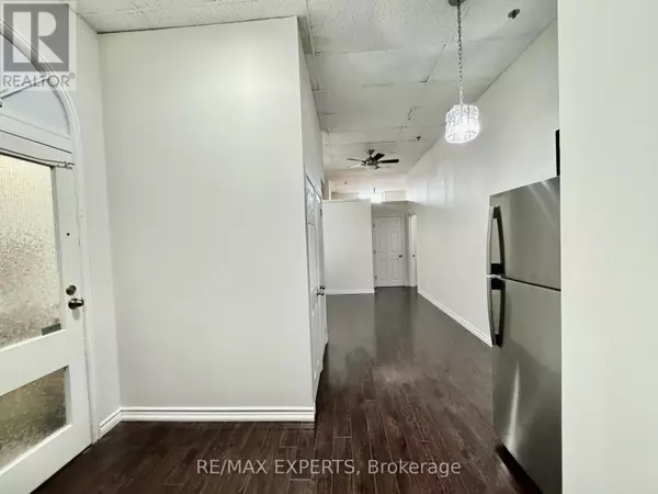 Brampton (downtown Brampton), ON L6W2C3,8 Main ST South #101