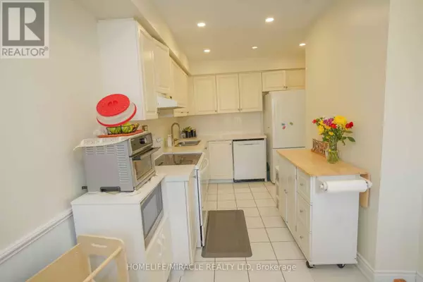 Caledon, ON L7C1B2,40 GARDENIA WAY