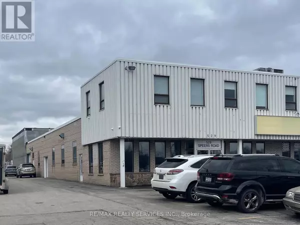 529 Speers RD #3, Oakville (qe Queen Elizabeth), ON L6K2G4