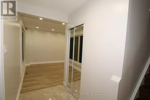 Brampton (northgate), ON L6S2H4,3 GATSBY SQUARE