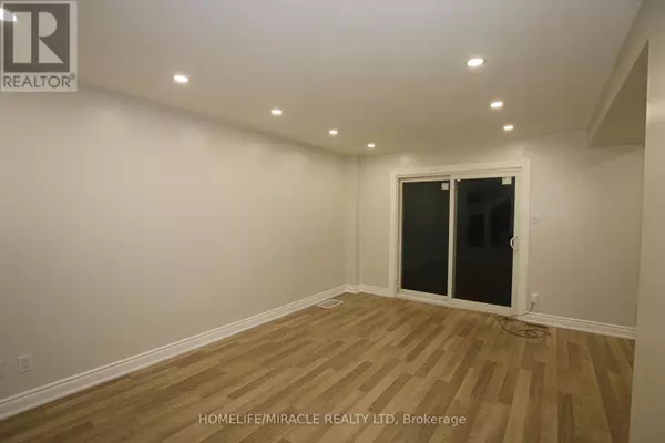 Brampton (northgate), ON L6S2H4,3 GATSBY SQUARE