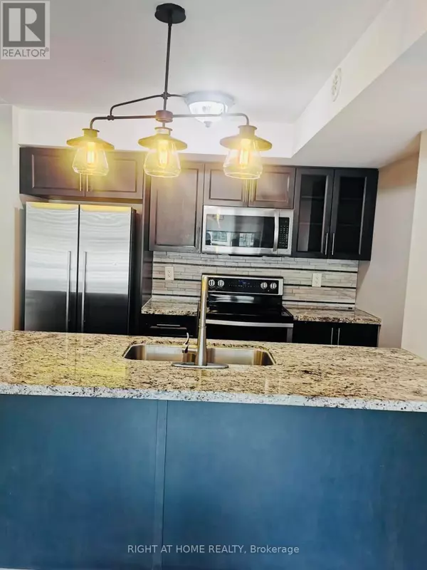 Brampton (northwest Brampton), ON L7A4A2,100 Dufay RD #73