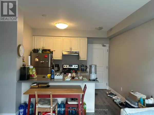 Oakville (wm Westmount), ON L6M4J2,2486 Old Bronte RD #624