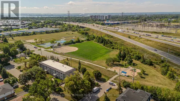 Burlington (freeman), ON L7R3T6,1254 TREELAND STREET