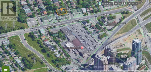 Toronto (islington-city Centre West), ON M9B4C7,2 BOTFIELD AVENUE